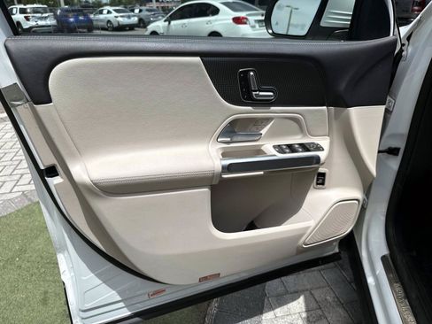 Certified 2021 Mercedes-Benz GLB 250 4MATIC image 17