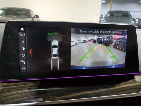 Used 2018 BMW 530i xDrive AWD/4WD image 29