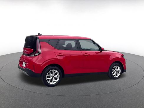 Used 2025 Kia Soul LX w/ LX Technology Package image 15