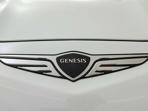 Used 2025 Genesis G70 2.5T w/ Sport Prestige Package image 16