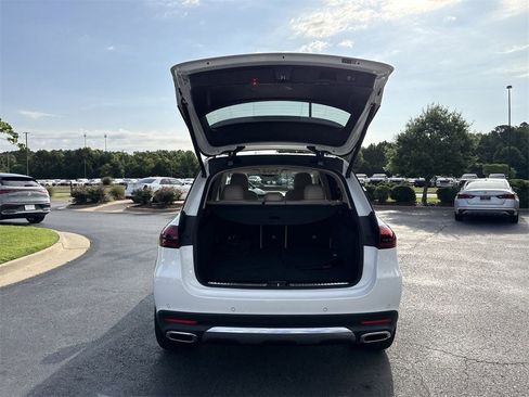 Certified 2025 Mercedes-Benz GLE 450e 4MATIC image 15