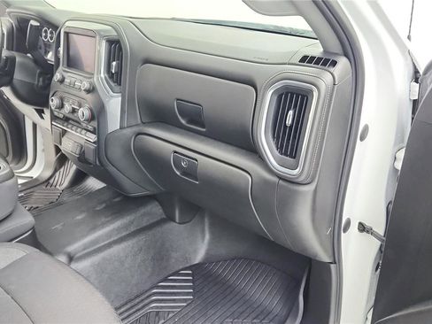 Used 2022 Chevrolet Silverado 1500 LT image 30