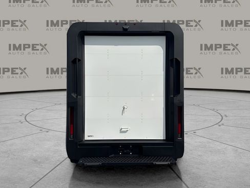 Used 2024 Chevrolet Brightdrop 400 w/ Commercial Equipment Package AWD/4WD image 4