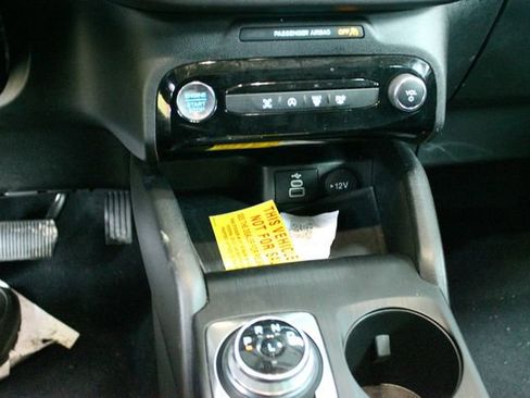 Used 2025 Ford Escape Platinum AWD/4WD image 19