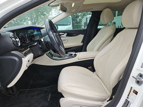 Used 2020 Mercedes-Benz E 350 Sedan image 9