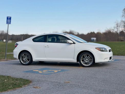 Used 2010 Scion tC FWD image 68