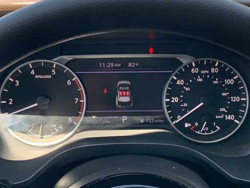 Used 2023 Nissan Rogue SV FWD image 18