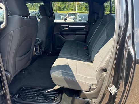 Used 2019 RAM 1500 Big Horn AWD/4WD image 10