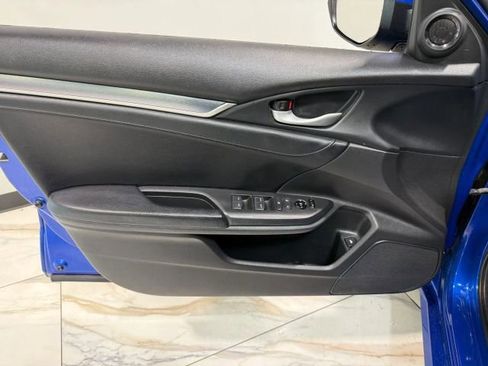 Used 2017 Honda Civic EX-L image 10