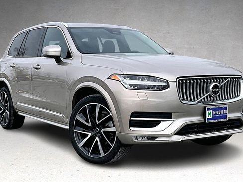 Used 2023 Volvo XC90 B6 Plus w/ Protection Package Premier image 3