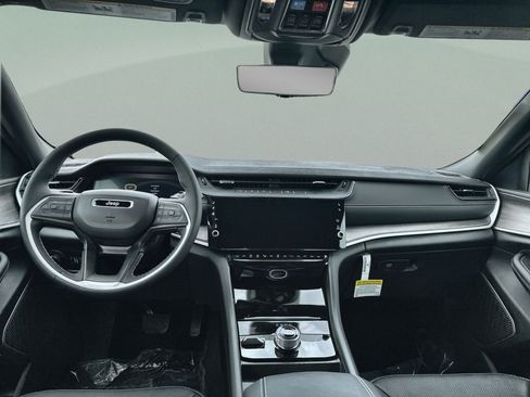 New 2026 Jeep Grand Cherokee Limited AWD/4WD image 37