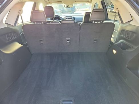 Used 2024 Ford Edge SEL image 10