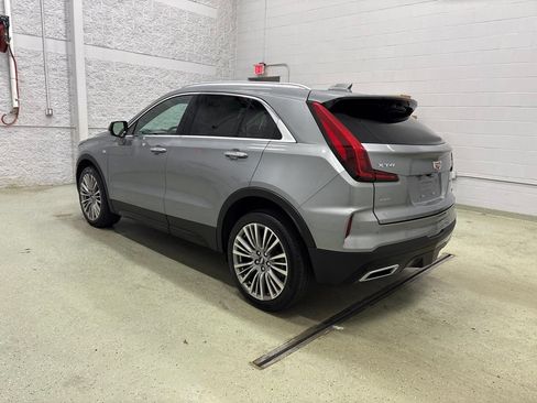 Used 2024 Cadillac XT4 Premium Luxury w/ Technology Package AWD/4WD image 6