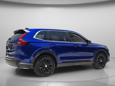 Used 2025 Honda CR-V EX image 6