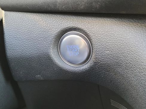 Used 2023 Hyundai Santa Fe SEL image 15