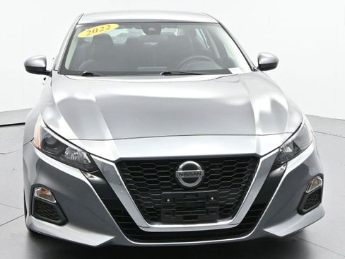 Used 2022 Nissan Altima 2.5 S FWD image 2