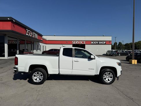 Used 2020 Chevrolet Colorado LT w/ Safety Package RWD image 2