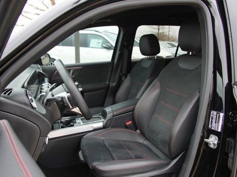 Certified 2024 Mercedes-Benz GLB 250 image 16