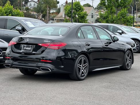 Used 2025 Mercedes-Benz C 300 4MATIC Sedan image 3