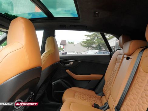 Used 2022 Audi RS Q8 w/ Carbon Optic Package AWD/4WD image 26