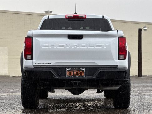 Certified 2024 Chevrolet Colorado Trail Boss w/ Technology Package image 5