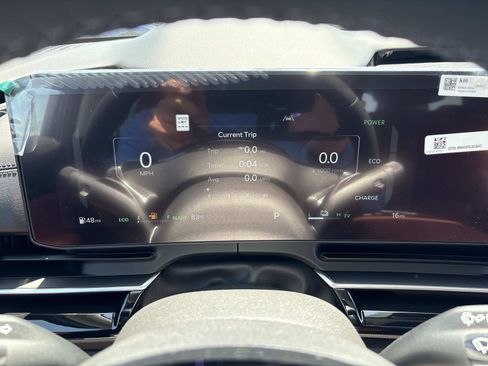New 2026 Kia Carnival SX Prestige FWD image 32