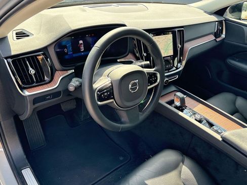 Certified 2025 Volvo S60 B5 Plus image 4