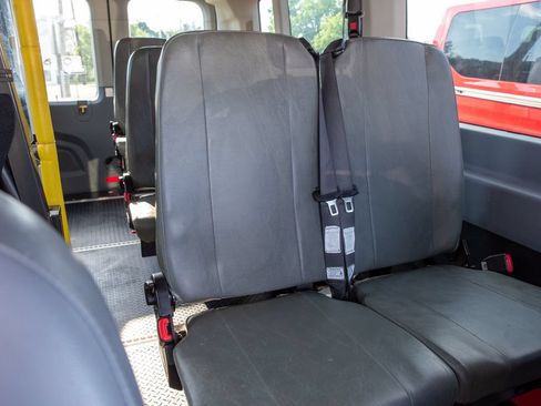 Used 2017 Ford Transit 350 XL RWD image 29