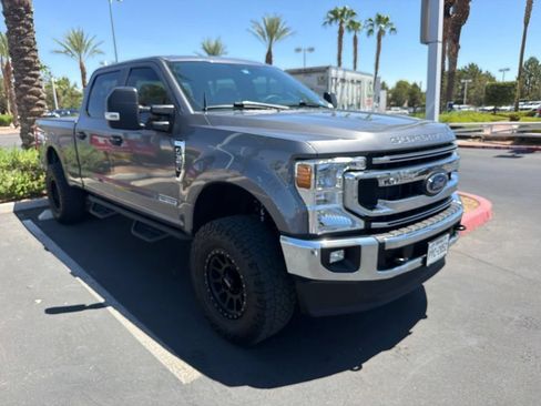 Used 2022 Ford F350 XLT w/ XLT Value Package AWD/4WD image 2