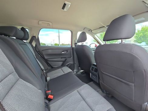New 2026 Nissan Rogue SV FWD image 27