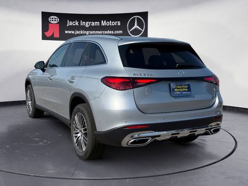 New 2026 Mercedes-Benz GLC 300 image 3