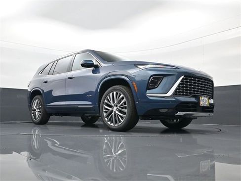 New 2026 Buick Enclave Avenir w/ Super Cruise Package image 24
