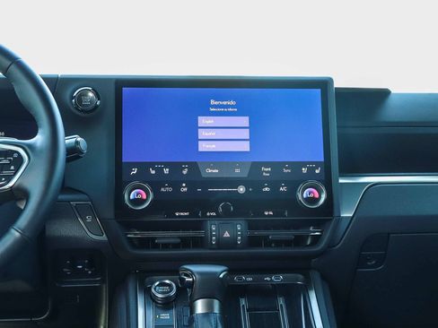 Certified 2026 Lexus GX 550 w/ Cold Area Package AWD/4WD image 15