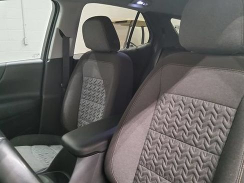 Used 2024 Chevrolet Equinox LT FWD image 15