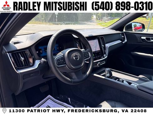 Used 2023 Volvo S60 B5 Plus w/ Climate Package AWD/4WD image 4
