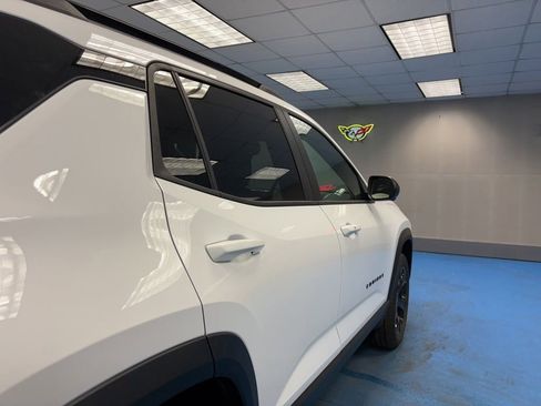New 2026 Chevrolet Equinox LT w/ Midnight Edition AWD/4WD image 6