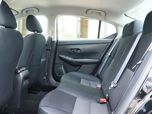 Used 2024 Nissan Sentra SV image 30