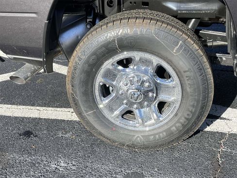 New 2026 RAM 2500 Tradesman image 37