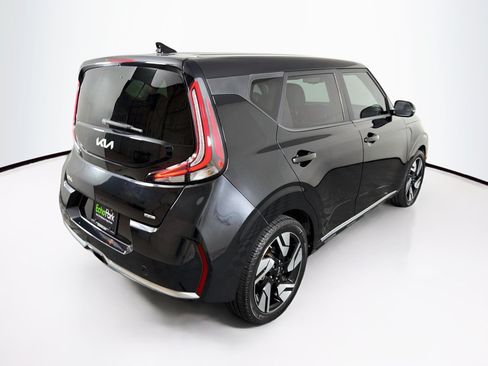 Used 2023 Kia Soul GT-Line w/ GT-Line Technology Package FWD image 9