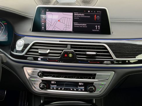 Used 2022 BMW M760i xDrive w/ Luxury Rear Seating Package AWD/4WD image 19