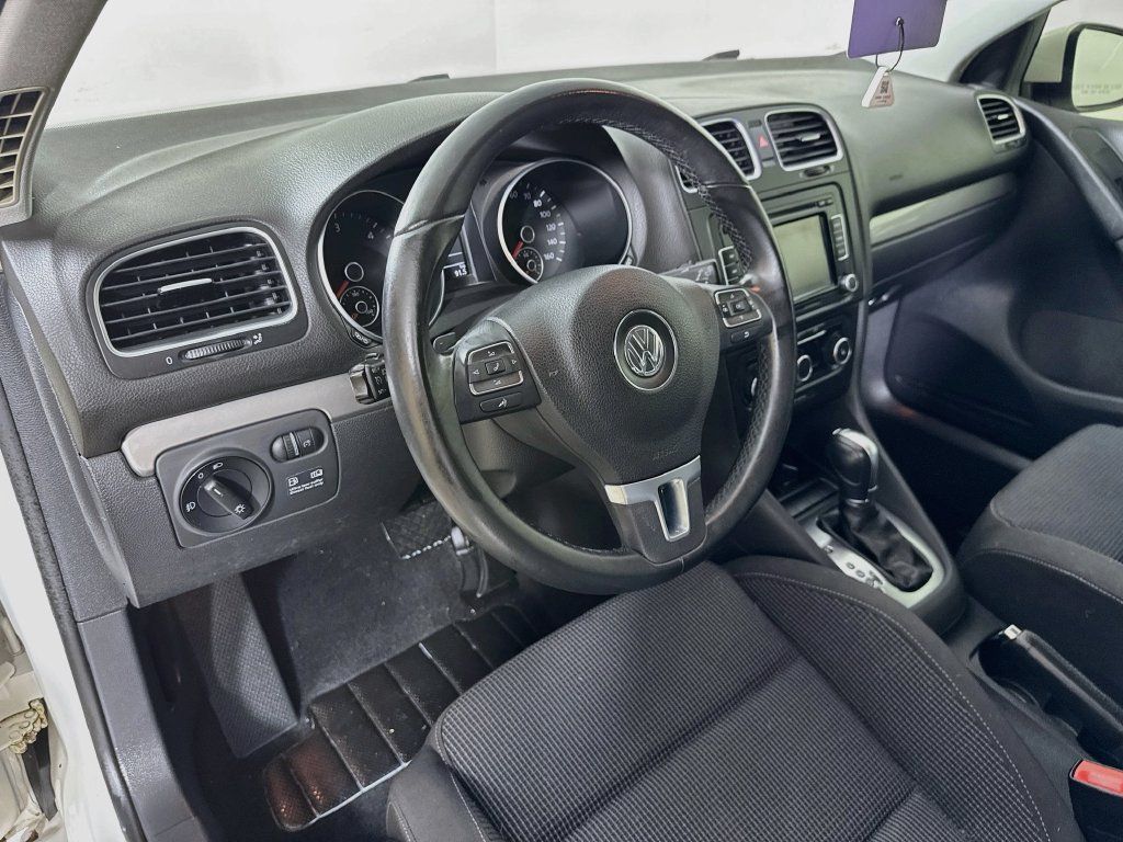 Used 2013 Volkswagen Golf TDI FWD image 9