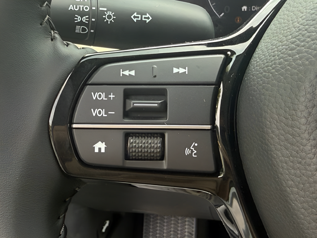 Used 2027 Honda HR-V EX-L image 19