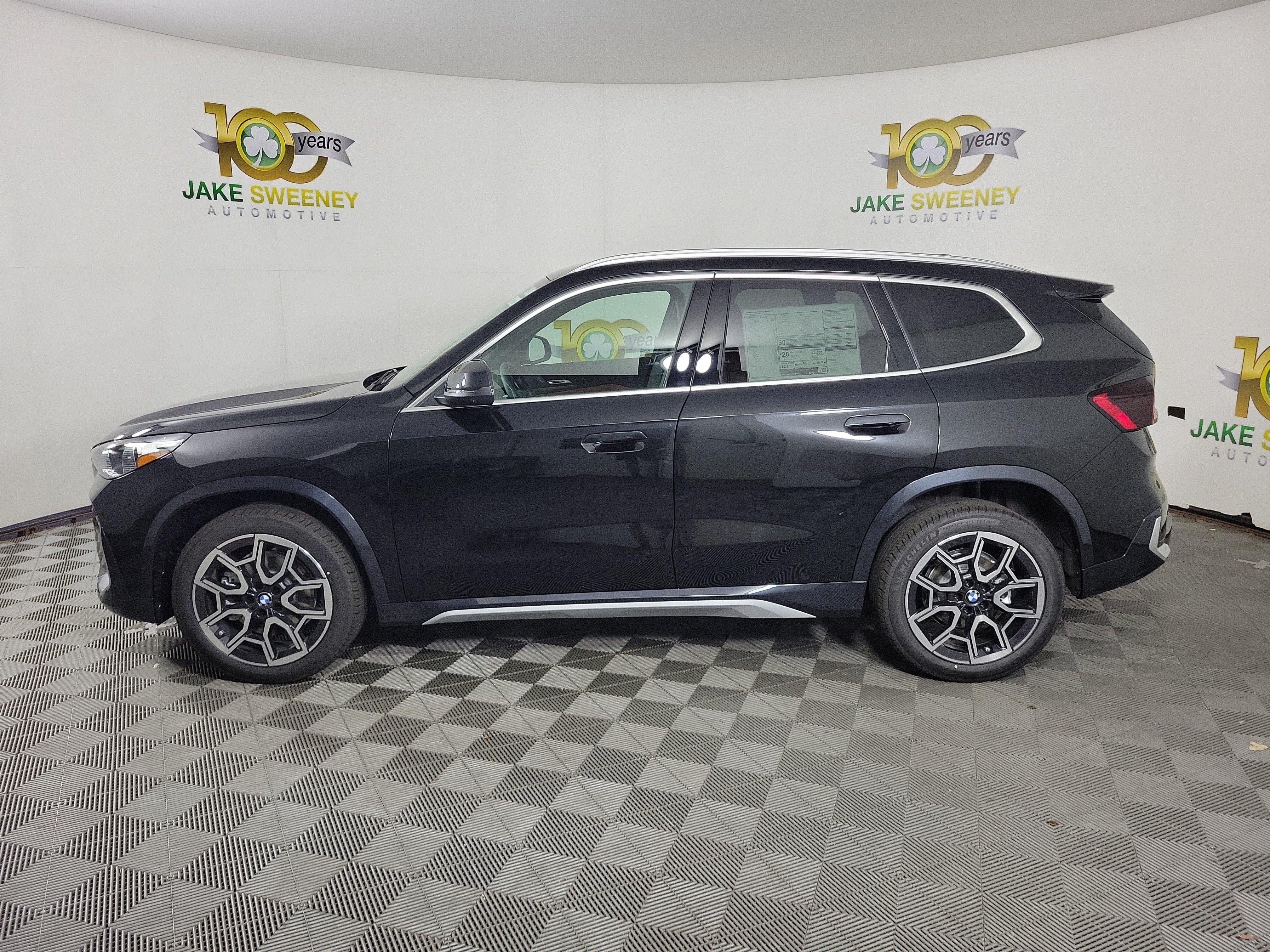 New 2026 BMW X1 xDrive28i w/ Technology Package AWD/4WD image 4