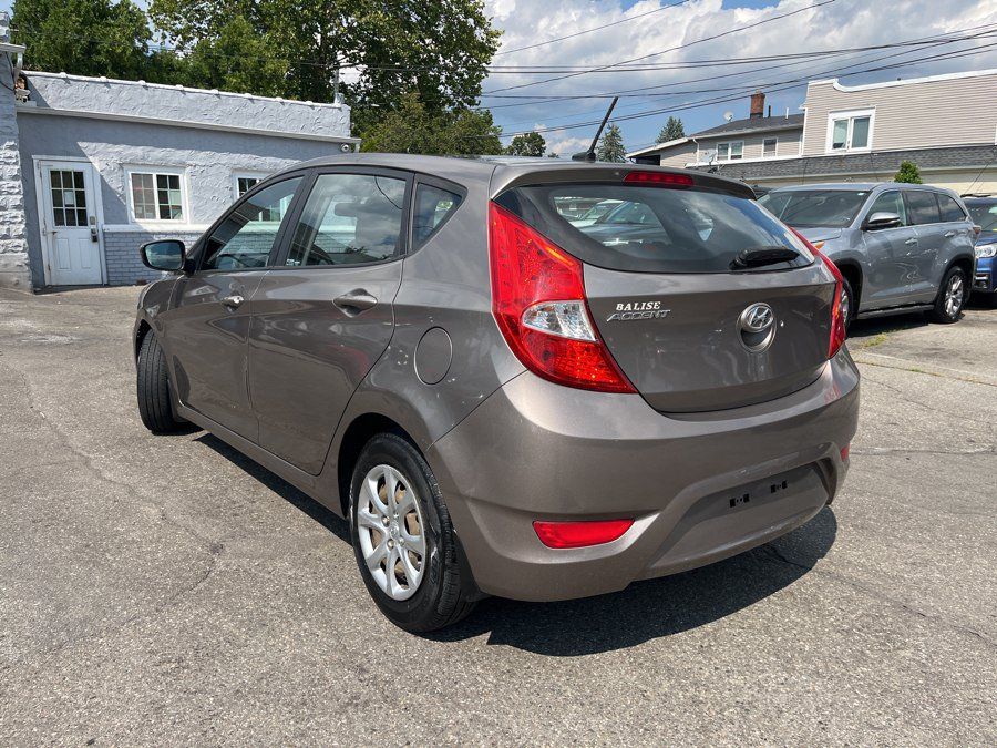 Used 2013 Hyundai Accent GS FWD image 8