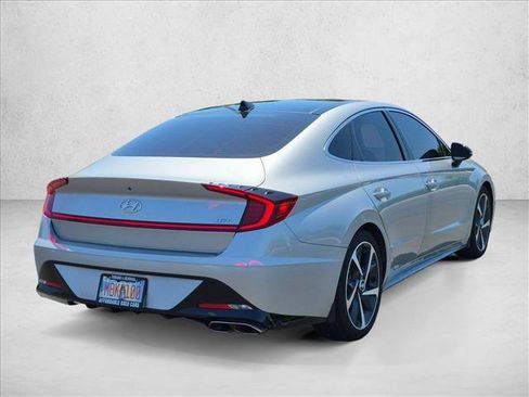 Used 2021 Hyundai Sonata SEL Plus w/ Tech Package FWD image 5