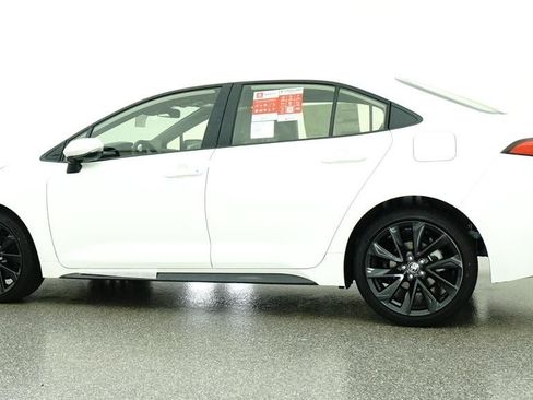 New 2026 Toyota Corolla SE FWD image 20