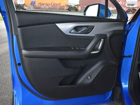 Used 2024 Chevrolet Blazer LT w/ Convenience Package image 12