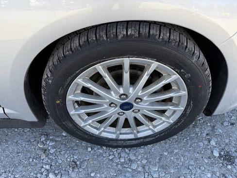 Used 2016 Ford C-MAX SE image 20