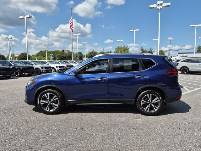 Used 2020 Nissan Rogue SV w/ Premium Package FWD image 6