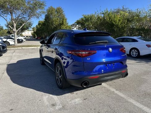 Used 2022 Alfa Romeo Stelvio Sprint image 11
